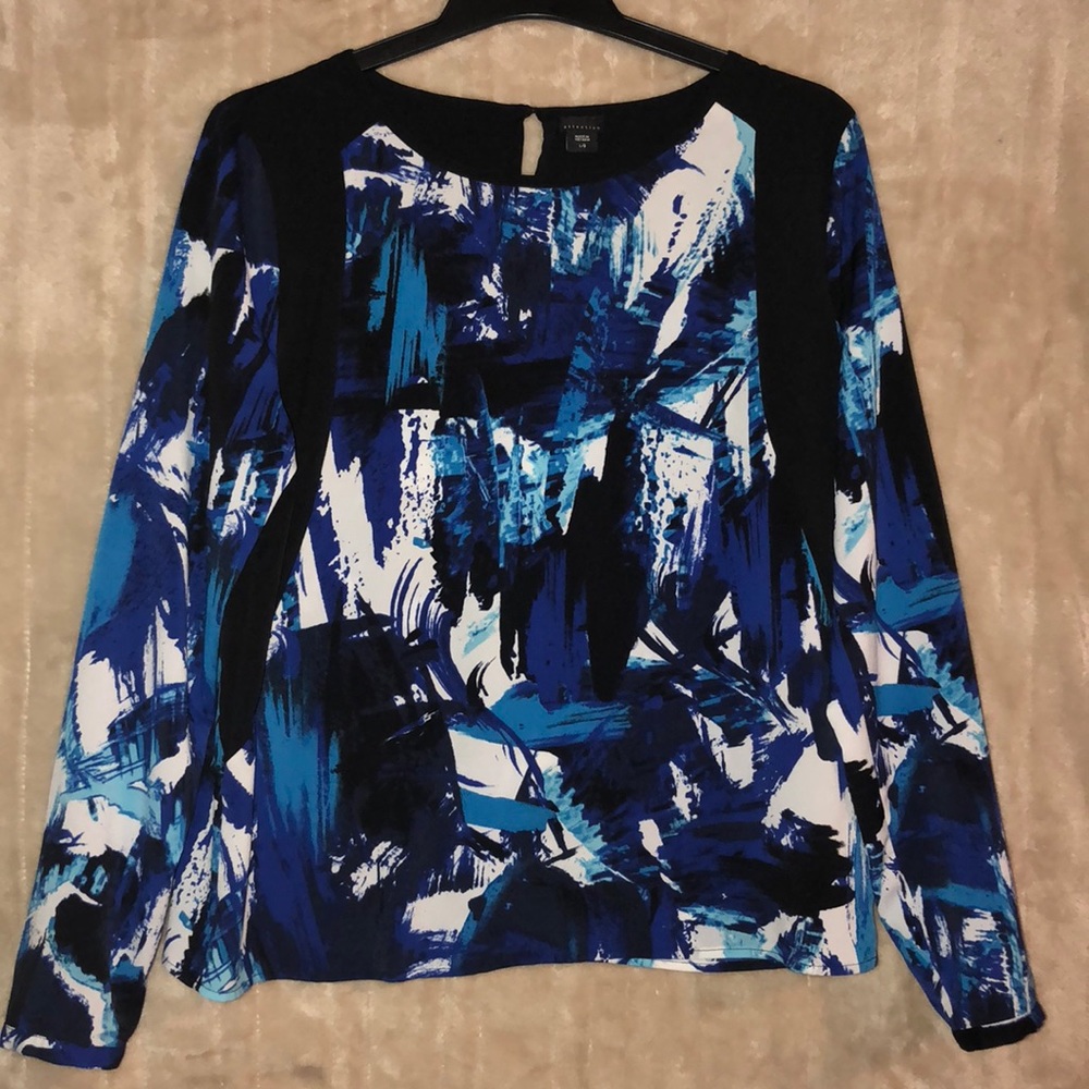 Blue/Black/white print blouse